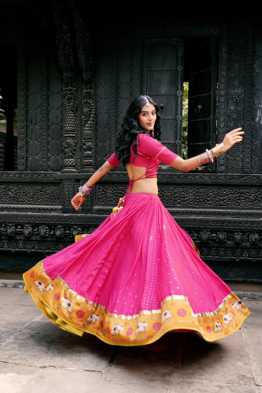 ANWITA LEHENGA