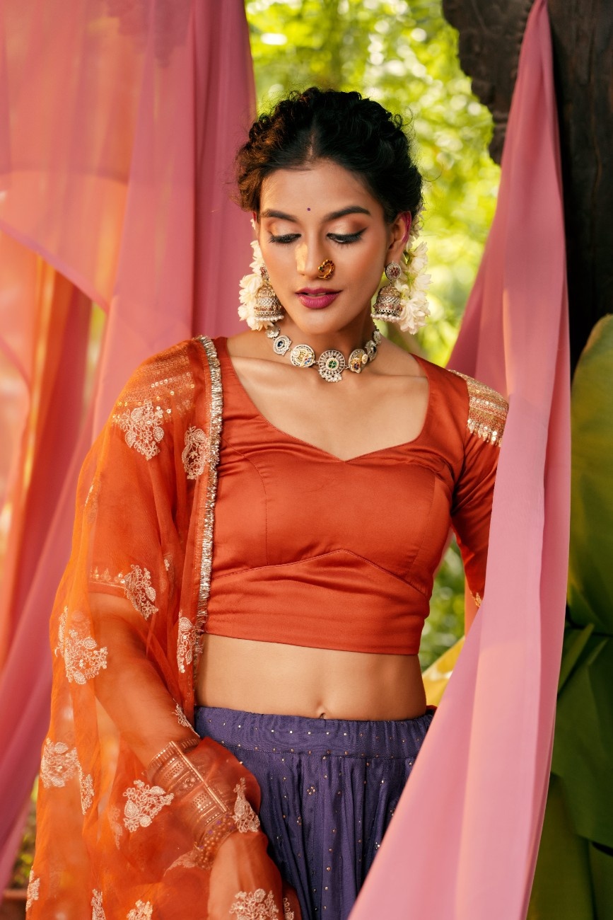BHAVYAA BLOUSE